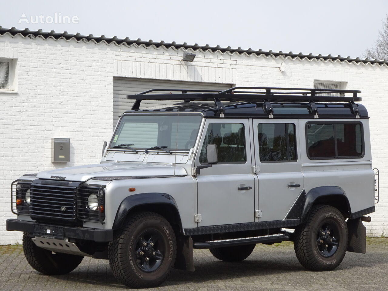 Land Rover Defender 110 Td5 Station Wagon 9 Sitze Klima Euro 3