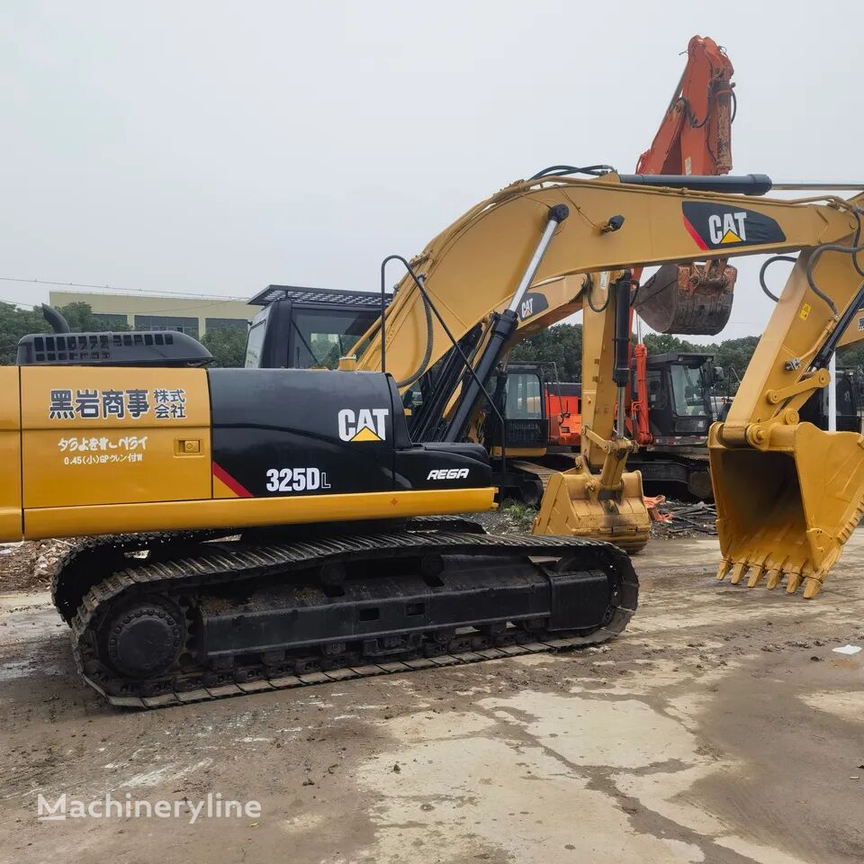 Caterpillar 325DL Tracked Excavator For Sale China Minhang District