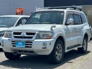 Mitsubishi PAJERO SUV