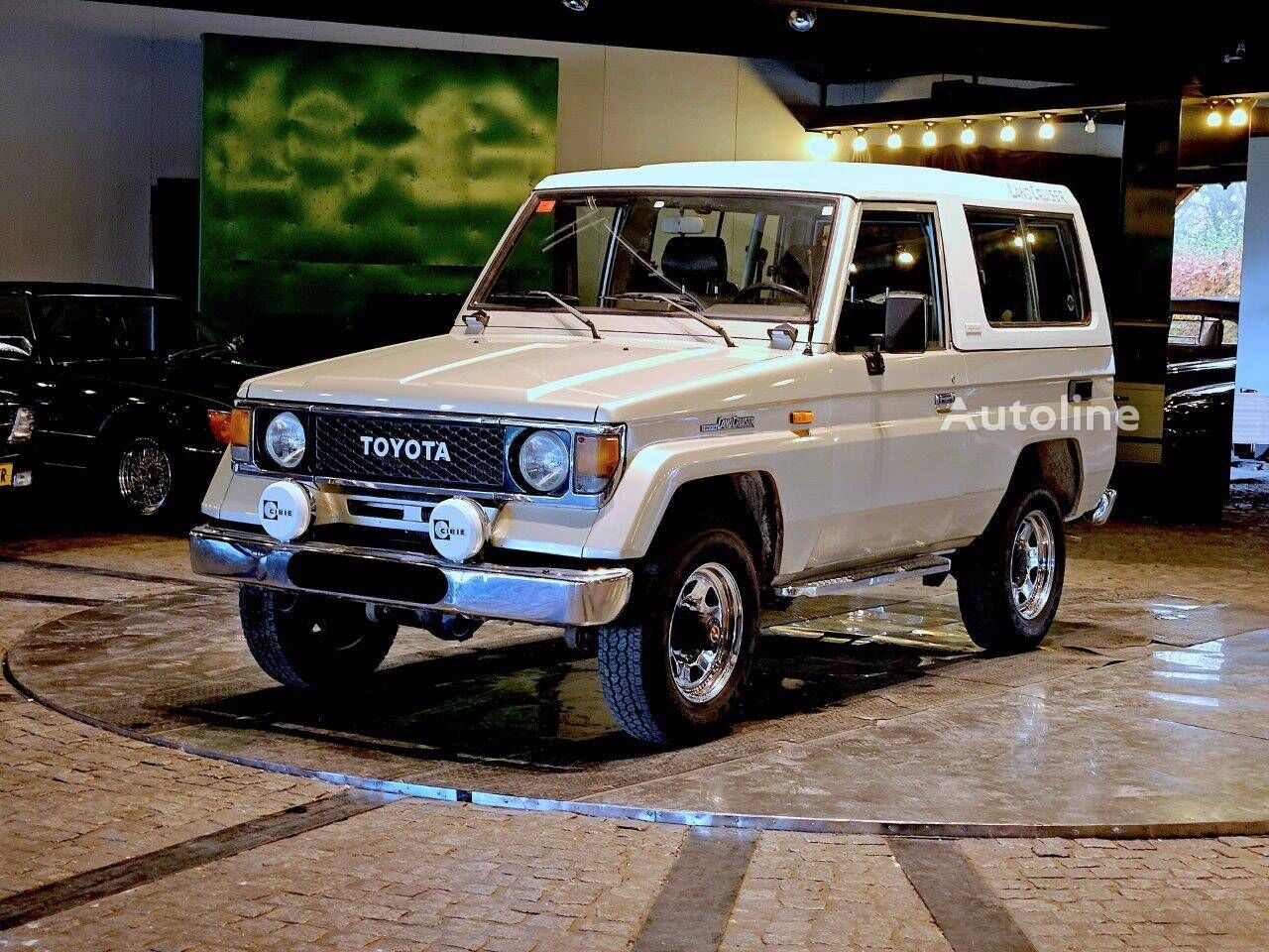 Toyota Land Cruiser 2.0 Turbo-D (FRP-top) terenac