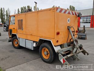 UTV V.Meili Diesel Rail Cleaning/Grindimg Vehicle