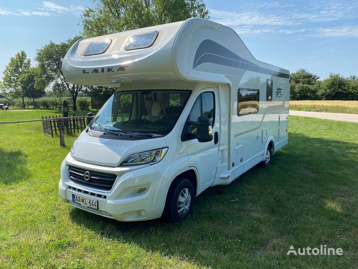 Laika Kosmo F510 alkoof camper