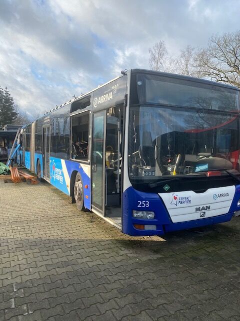 MAN A23 Gelenk cng Bus. Über 50 Busse bis Bj 2018 auf Lager Gelenkbus für Ersatzteile