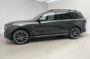 سيارة رياضية متعددة الأغراض BMW X7