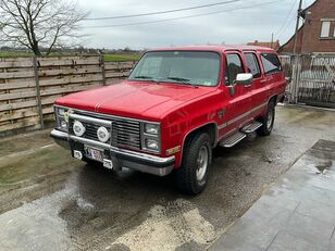 внедорожник Chevrolet Silverado 2.0 Suburban