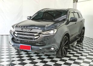 SUV Isuzu MU