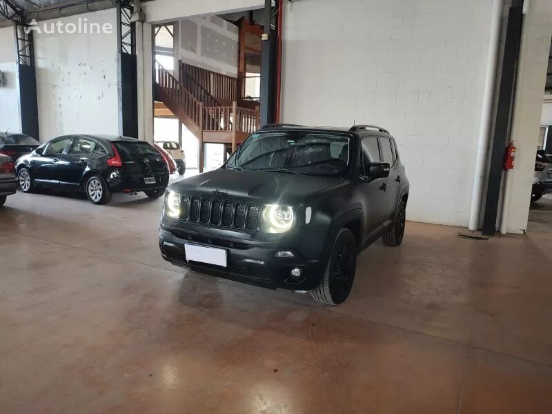 внедорожник Jeep Renegade