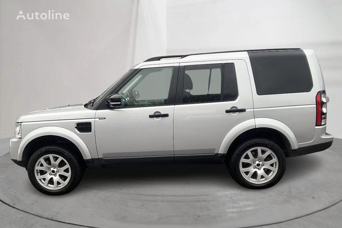 سيارة رياضية متعددة الأغراض Land Rover Discovery