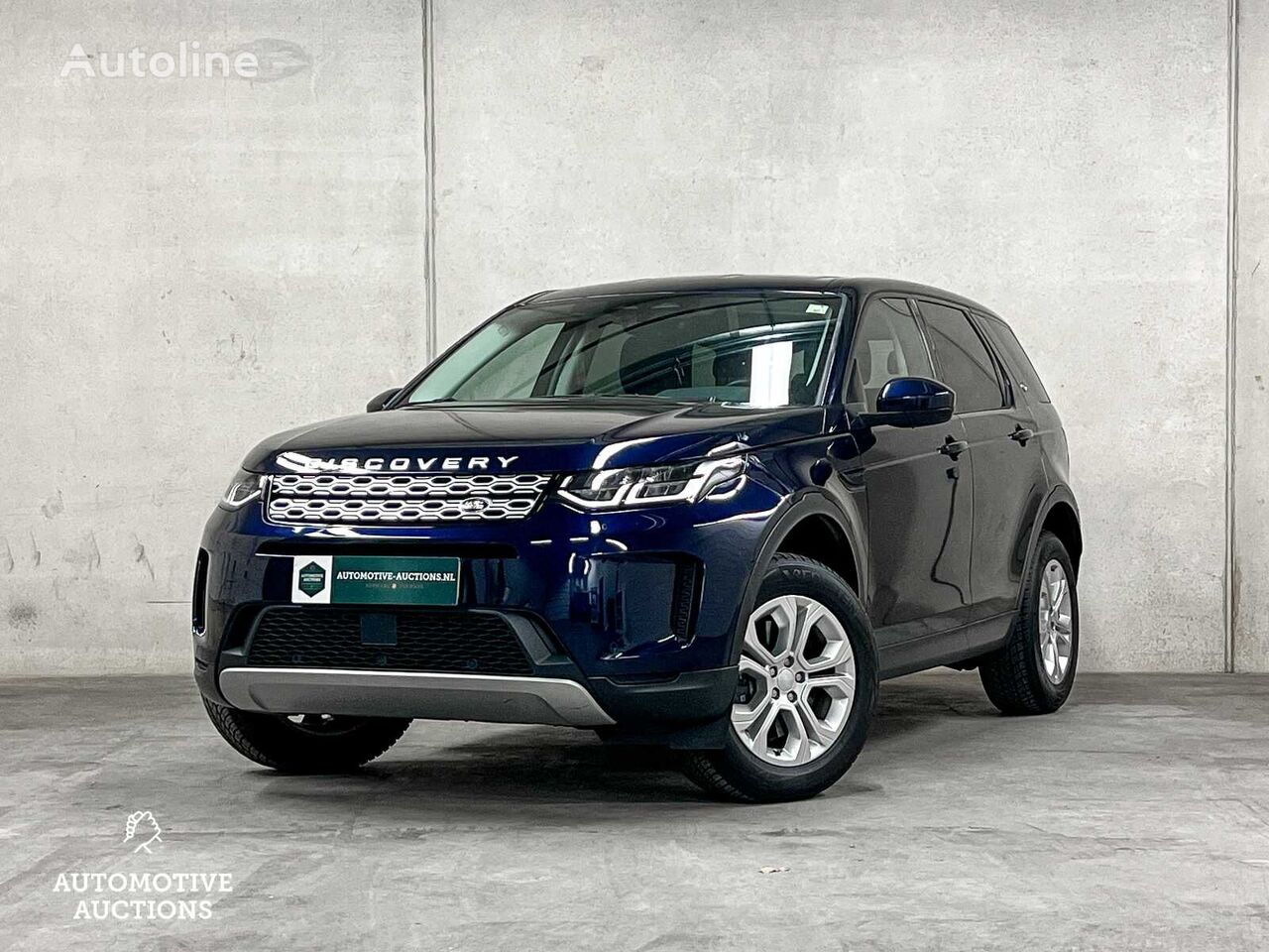 سيارة رياضية متعددة الأغراض Land Rover Discovery Sport