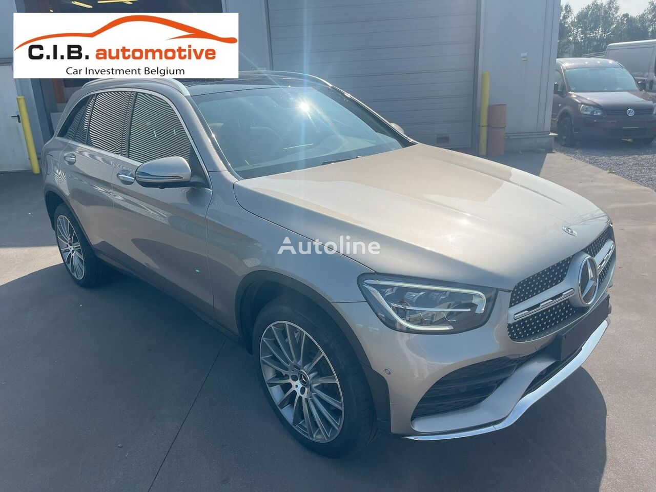 športové úžitkové vozidlo Mercedes-Benz GLC 300 de AMG / Pano / FULL OPTION / 