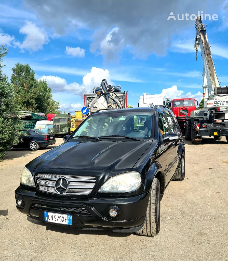 fuoristrada Mercedes-Benz ML 55 AMG