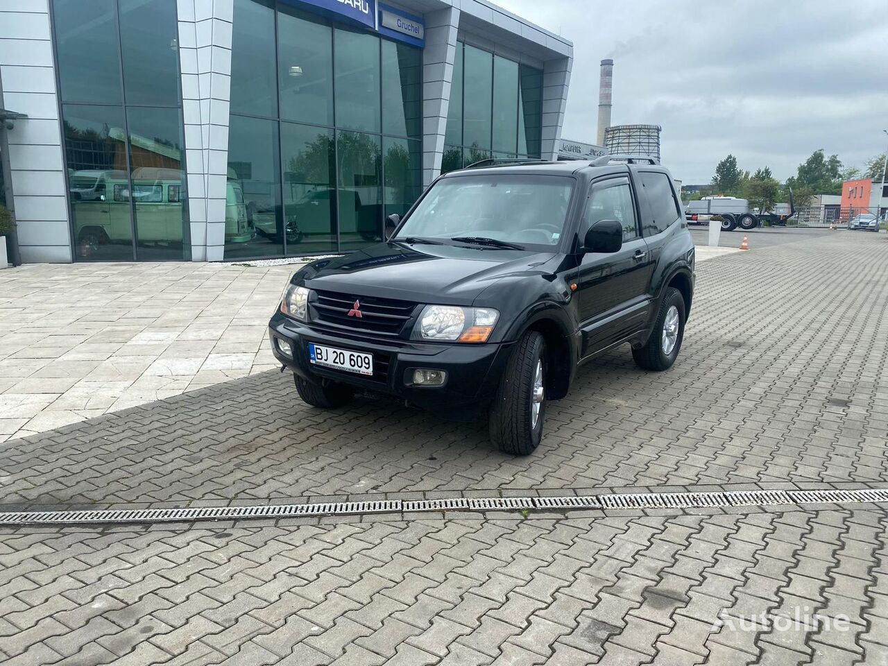 внедорожник Mitsubishi Grand Pajero Coupe, 4X4, Heat seat, New Gearbox, Works fine