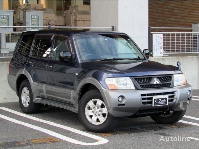 Mitsubishi PAJERO SUV