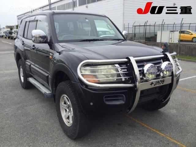 سيارة رياضية متعددة الأغراض Mitsubishi PAJERO