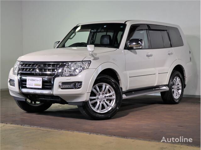 Mitsubishi PAJERO SUV