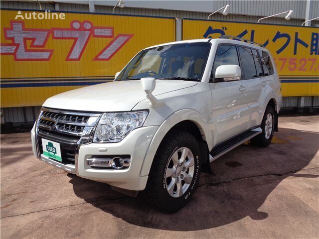 Mitsubishi PAJERO SUV