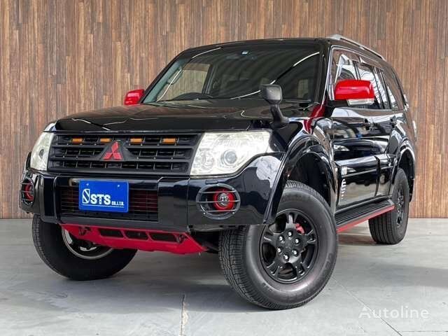 Mitsubishi PAJERO SUV