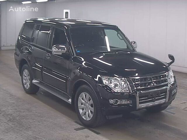 سيارة رياضية متعددة الأغراض Mitsubishi PAJERO