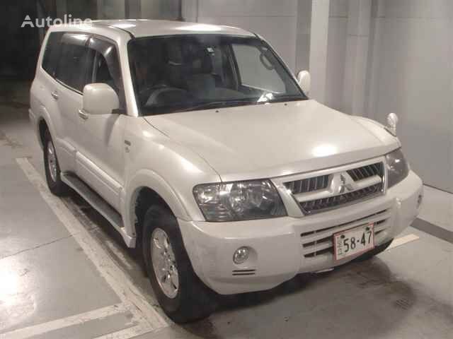 Mitsubishi PAJERO SUV