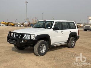 سيارة رياضية متعددة الأغراض Nissan PATROL 4x4