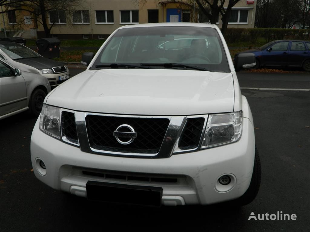 autoturism de teren Nissan Pathfinder