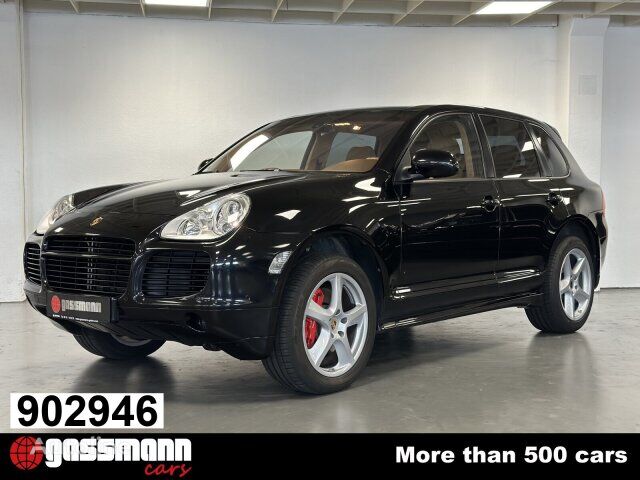 Porsche Cayenne Turbo S SUV