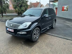 SsangYong Rexton Geländewagen