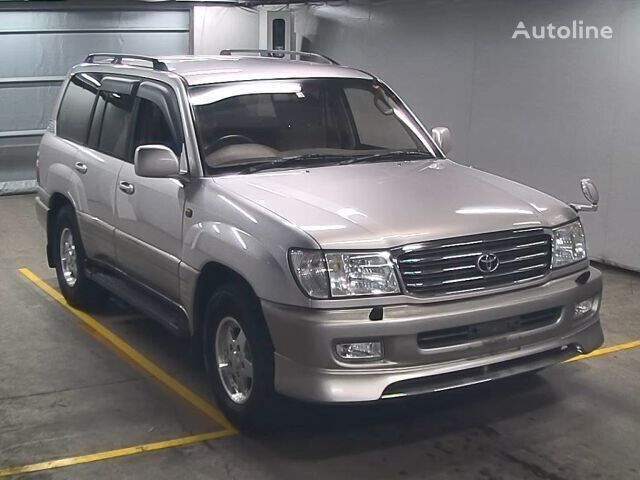 Toyota LAND CRUISER 100 apvidus automobilis