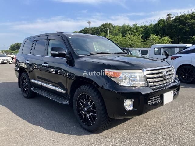 sportovní užitkové vozidlo Toyota LAND CRUISER 200