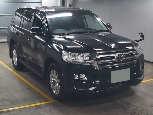 Toyota LAND CRUISER 200 SUV