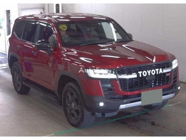 SUV Toyota LAND CRUISER 300