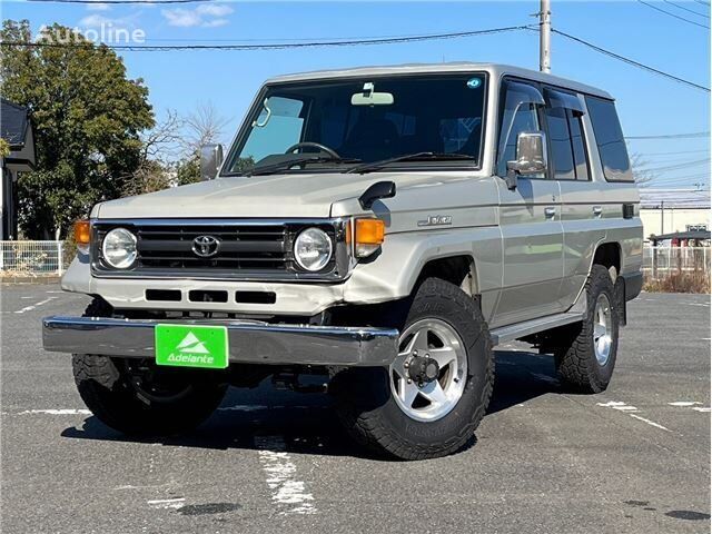 Toyota LAND CRUISER 70 terepjáró