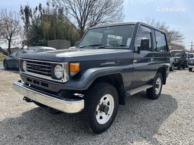 Toyota LAND CRUISER 70 SUV