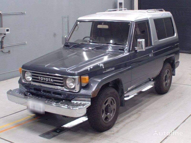 джип Toyota LAND CRUISER 70