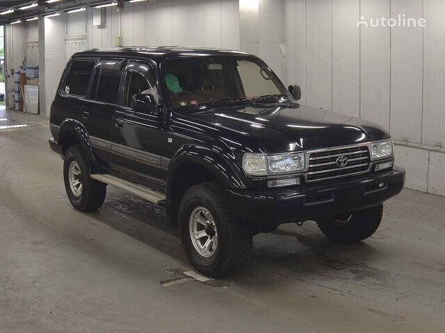 سيارة رياضية متعددة الأغراض Toyota LAND CRUISER 80