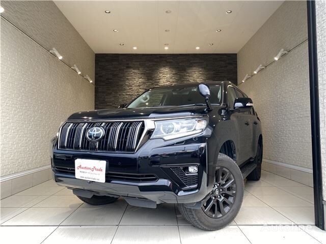 autoturism de teren Toyota LAND CRUISER PRADO