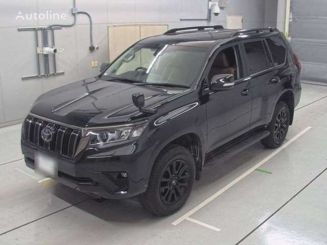 Toyota LAND CRUISER PRADO SUV