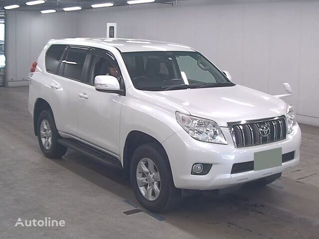 سيارة رياضية متعددة الأغراض Toyota LAND CRUISER PRADO