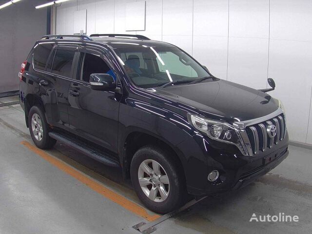 سيارة رياضية متعددة الأغراض Toyota LAND CRUISER PRADO