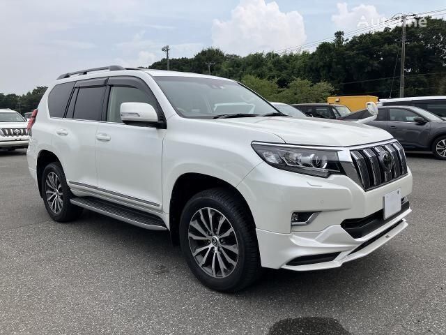 Toyota LAND CRUISER PRADO SUV