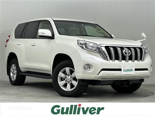 سيارة رياضية متعددة الأغراض Toyota LAND CRUISER PRADO