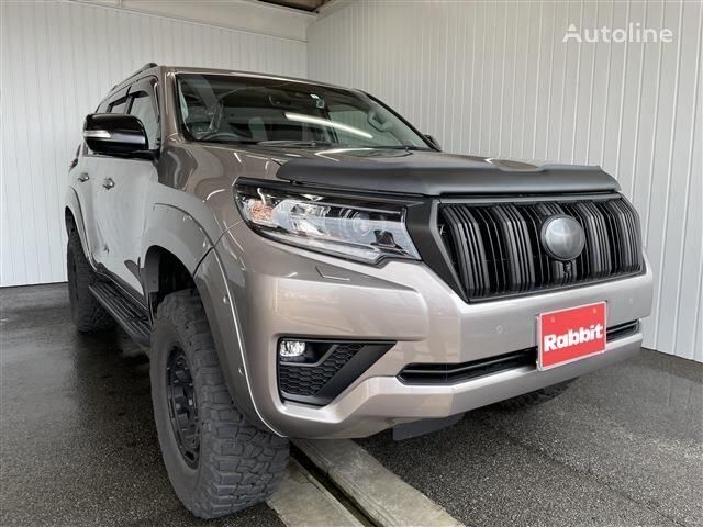 Toyota LAND CRUISER PRADO SUV