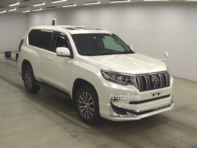 Toyota LAND CRUISER PRADO SUV