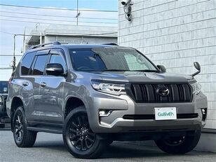 SUV Toyota LAND CRUISER PRADO