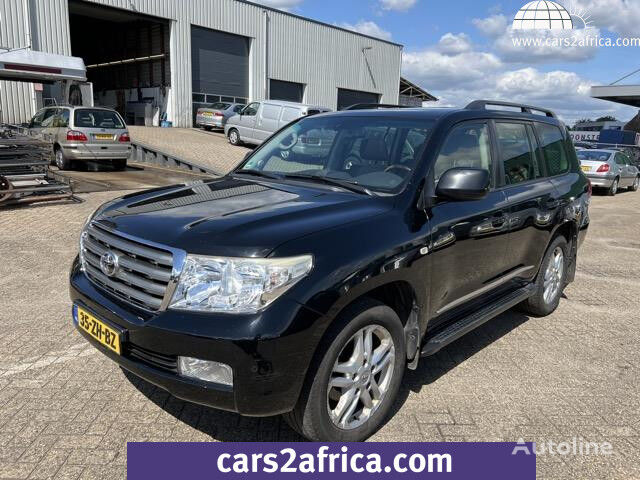 visureigis Toyota Land Cruiser 200 V8 4.5 D-4D Executive 7p