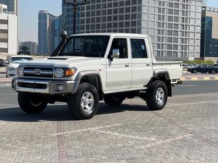 Toyota  Land Cruiser Pick Up SUV