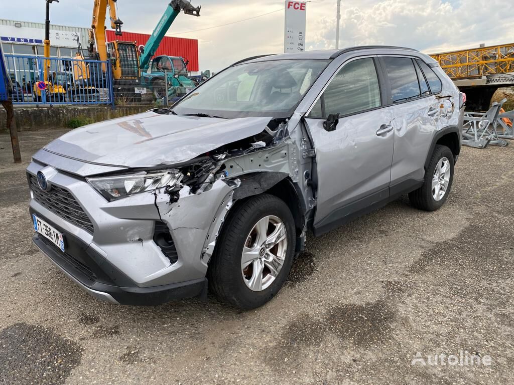 defekter Toyota RAV 4 2.5i 180 2WD CVT HYBRID Geländewagen