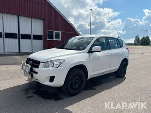 внедорожник Toyota RAV4