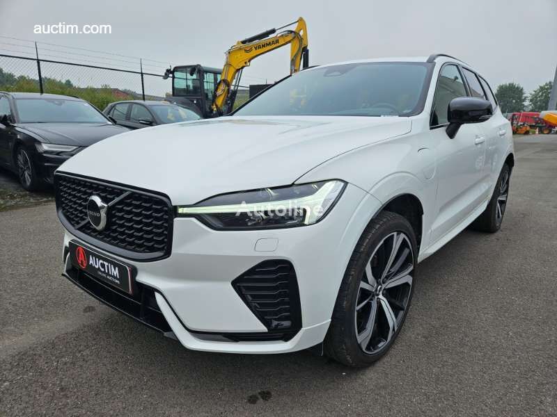 внедорожник Volvo XC60 T8 AWD Plug-In Hybrid Essence Ultimate