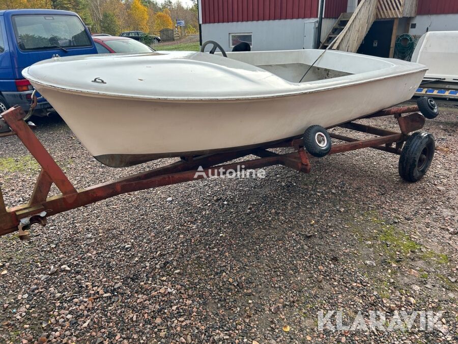 perahu Båt med